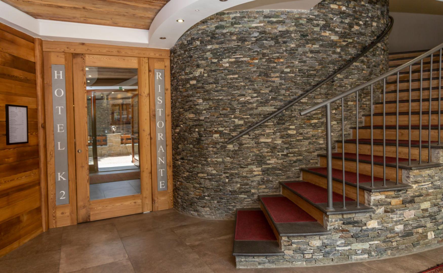 Hotel K2 image 2