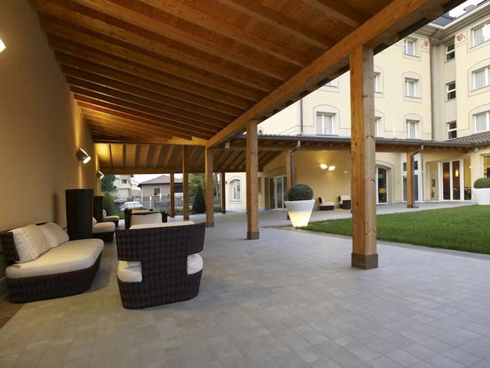 Virginia Palace in Garbagnate Milanese - foto 3