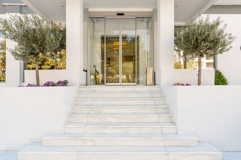 Glyfada Riviera Hotel image 0