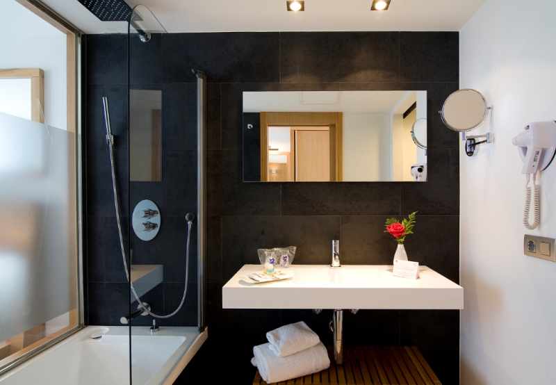 R2 Bahia Playa Design Hotel & Spa image 2