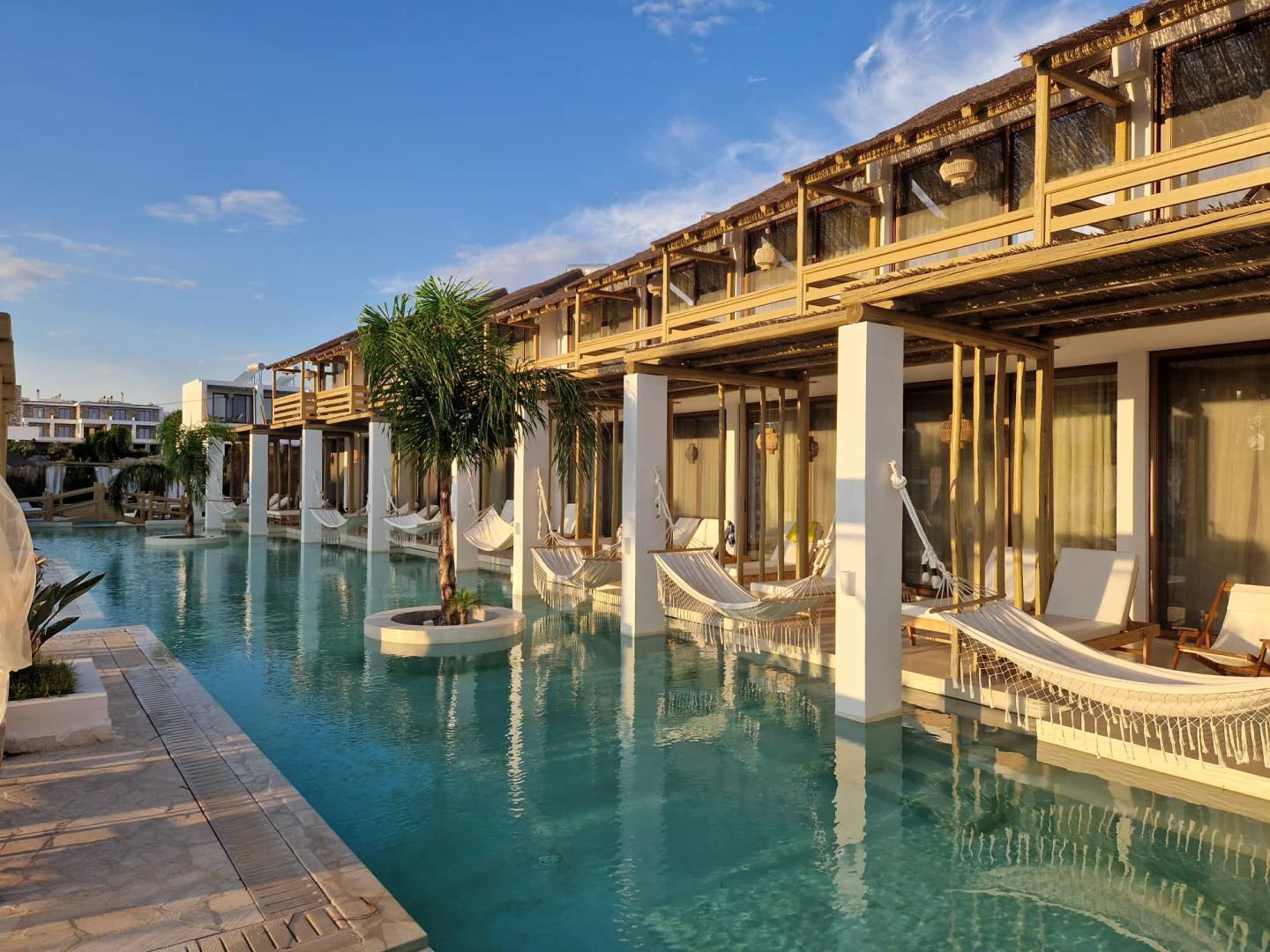 Alia Luxury Suites & Spa Beachfront Hotel foto 17
