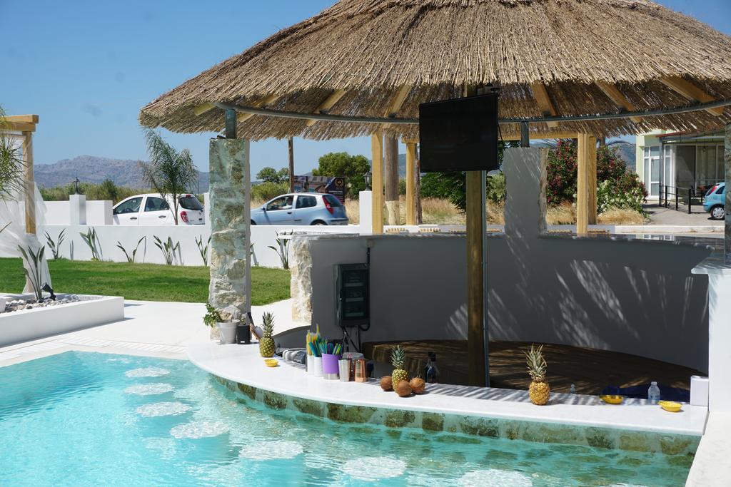 Alia Luxury Suites & Spa Beachfront Hotel foto 19