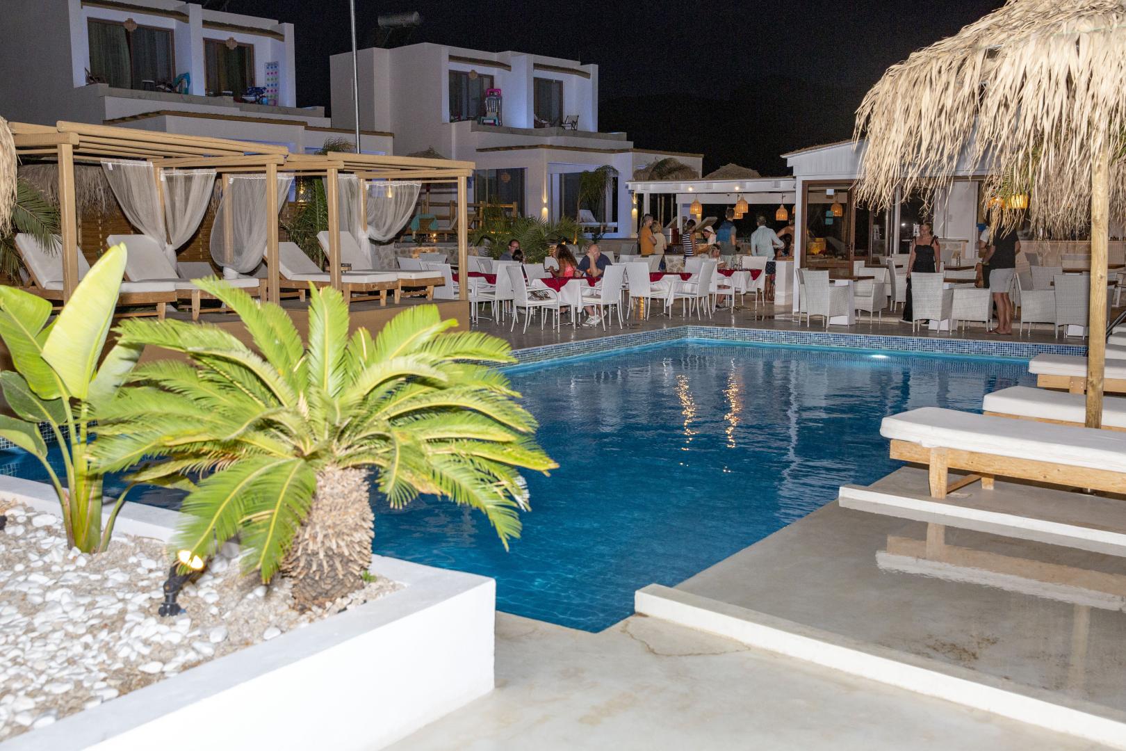 Alia Luxury Suites & Spa Beachfront Hotel foto 34