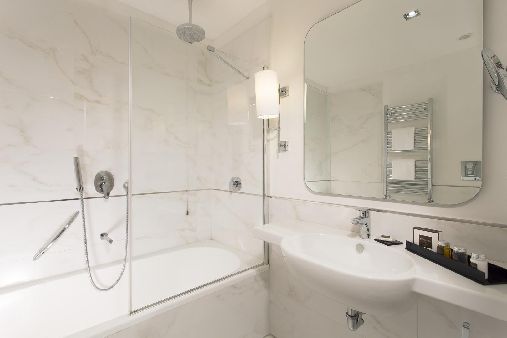 The Independent Hotel foto 24