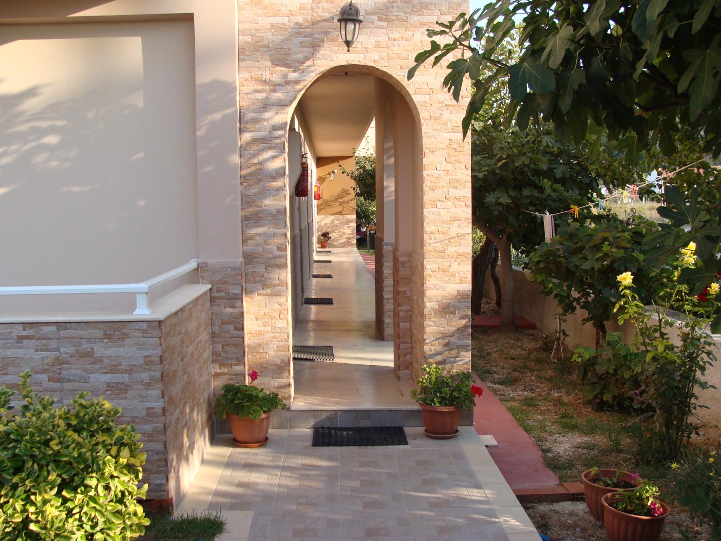 Toulas Apartments foto 14