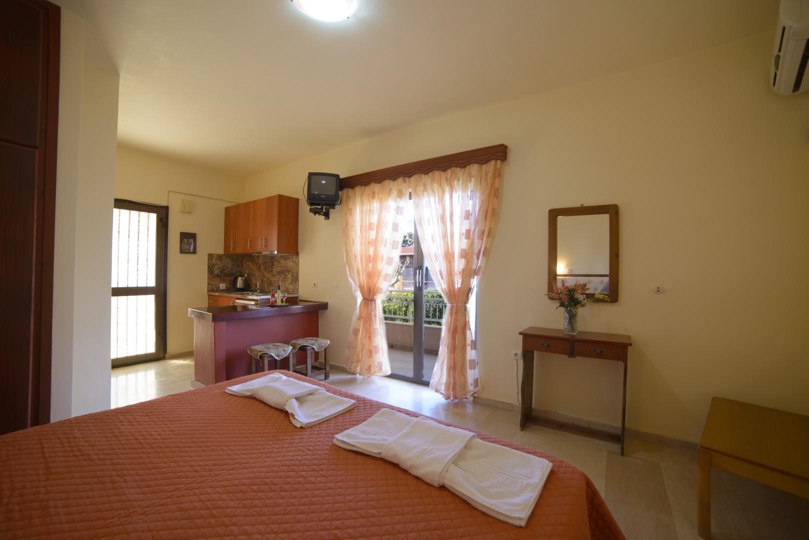 Toulas Apartments foto 8