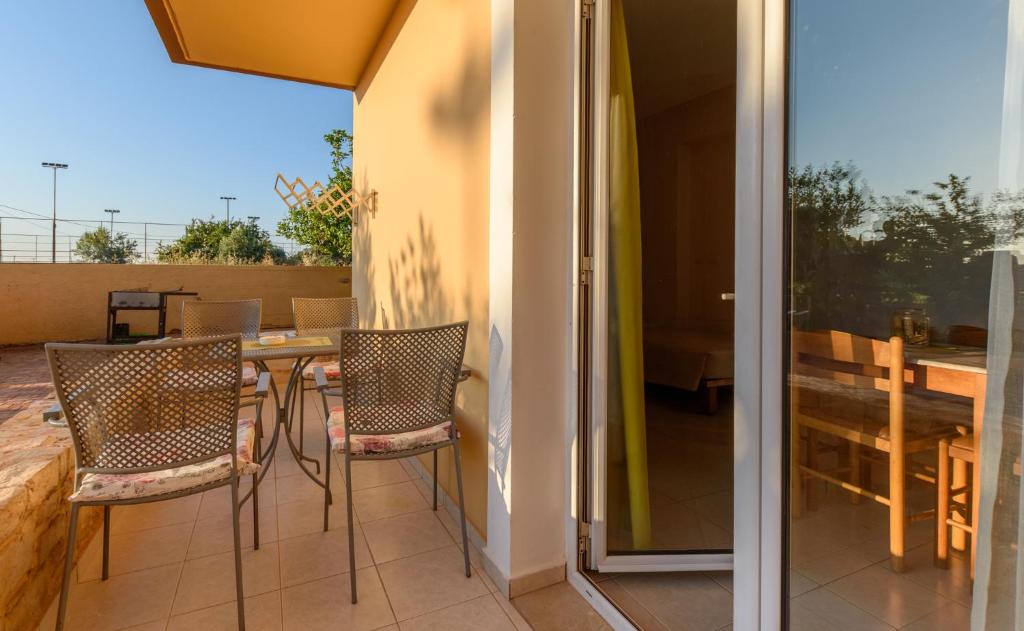 Danelis Studios & Apartments foto 10