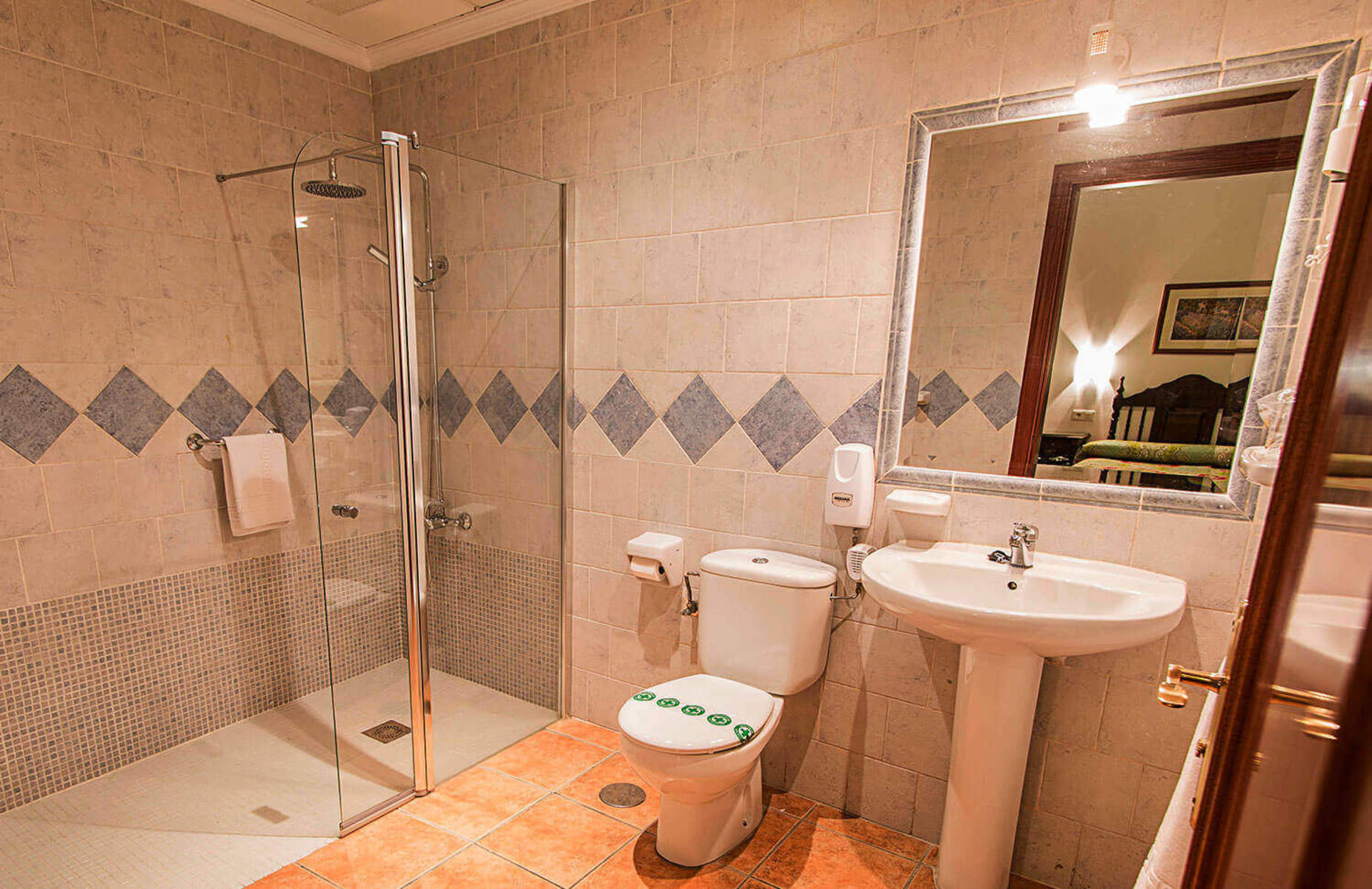 Marissal by Dorobe image 2