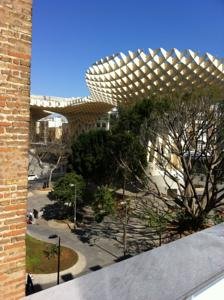 Oasis Backpackers Hostel Sevilla image 1