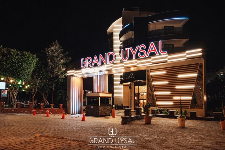 Grand Uysal Beach Hotel image 0