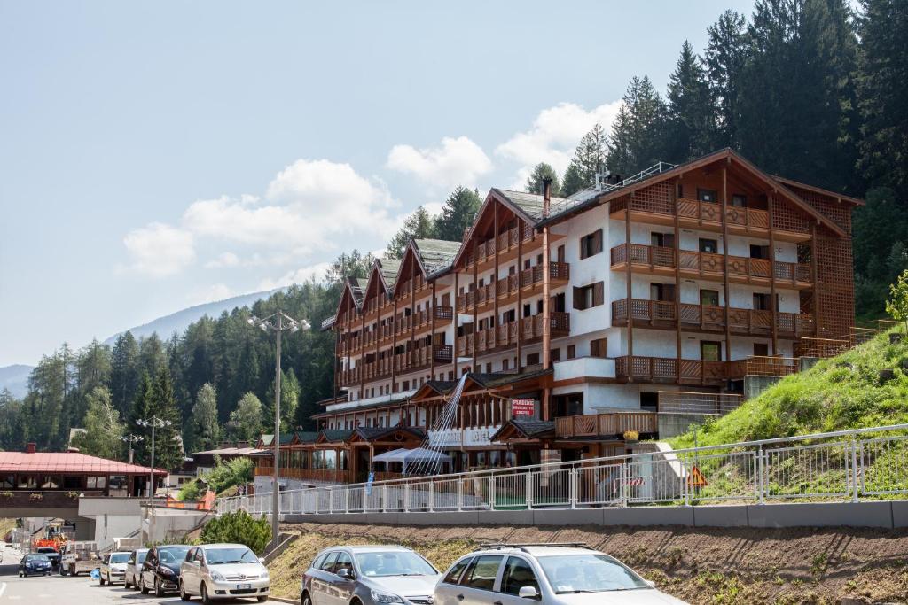 Armon Greenblu Hotel & Wellness image 1