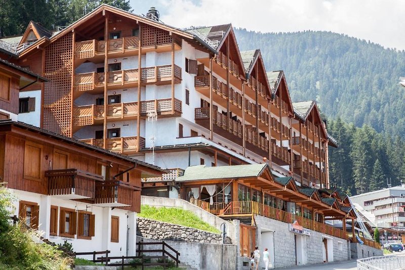 Armon Greenblu Hotel & Wellness image 2