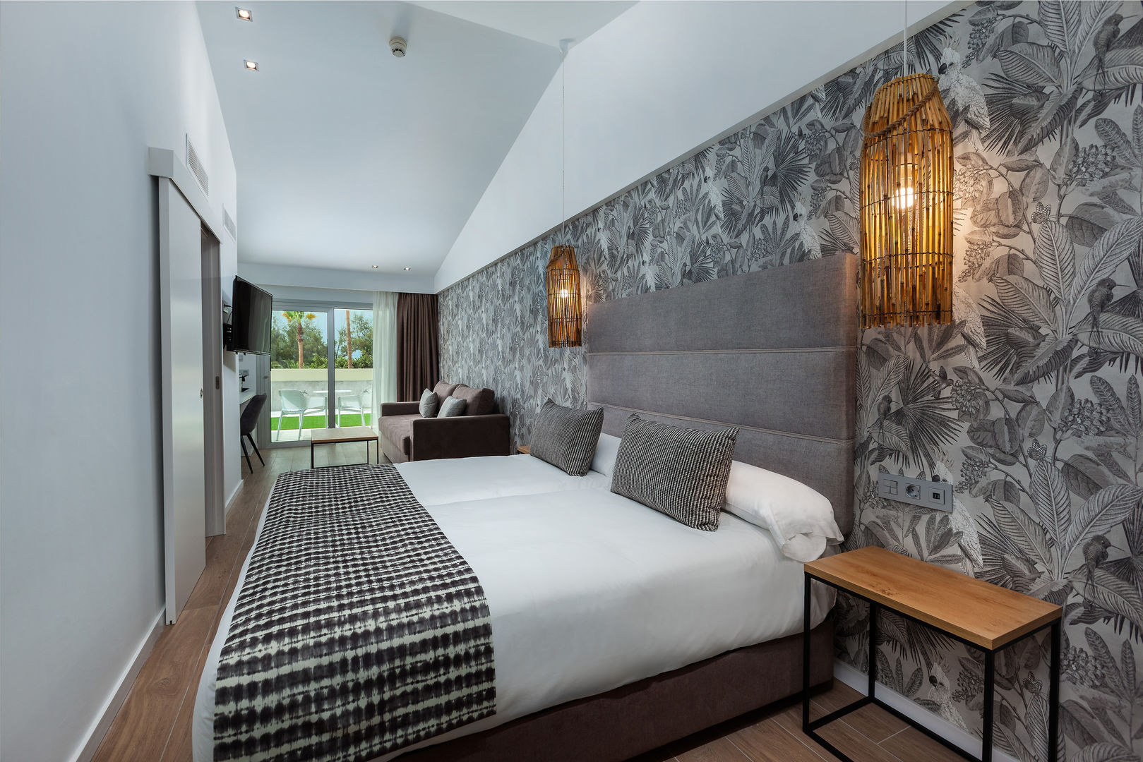 Kumara Serenoa by Lopesan Hotels image 1