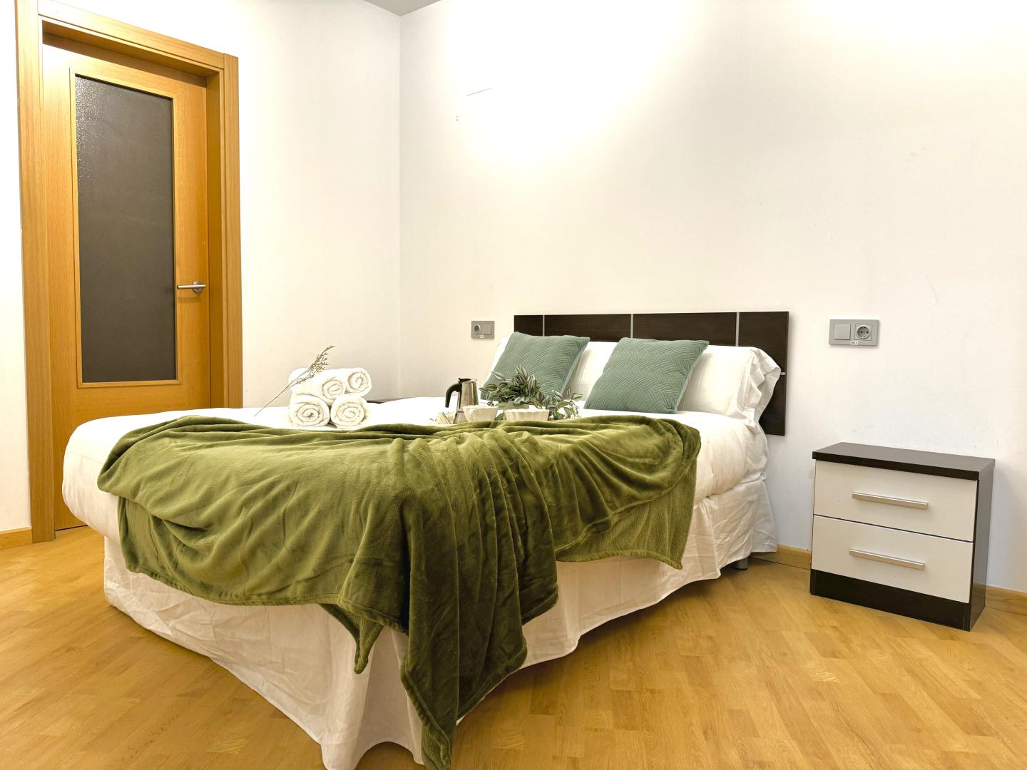 Kamer met twee aparte bedden — Apartamentos Costera del Mar By Mc