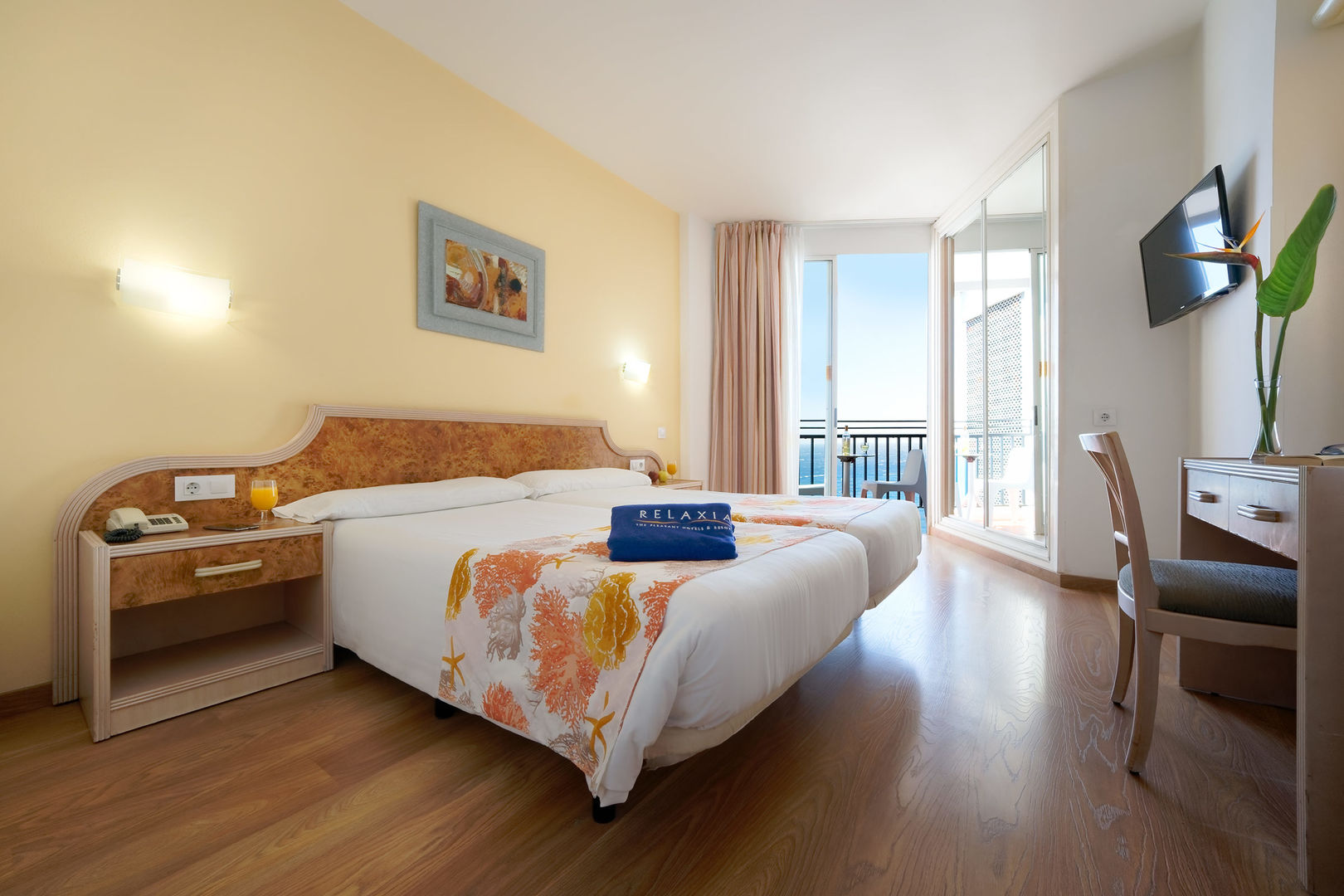 Relaxia Beverly Park image 1