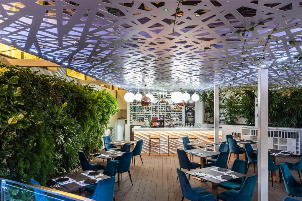 Hotel Caserio image 2