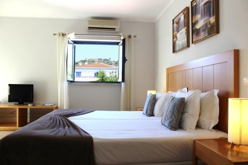 Vicentina Aparthotel foto 13