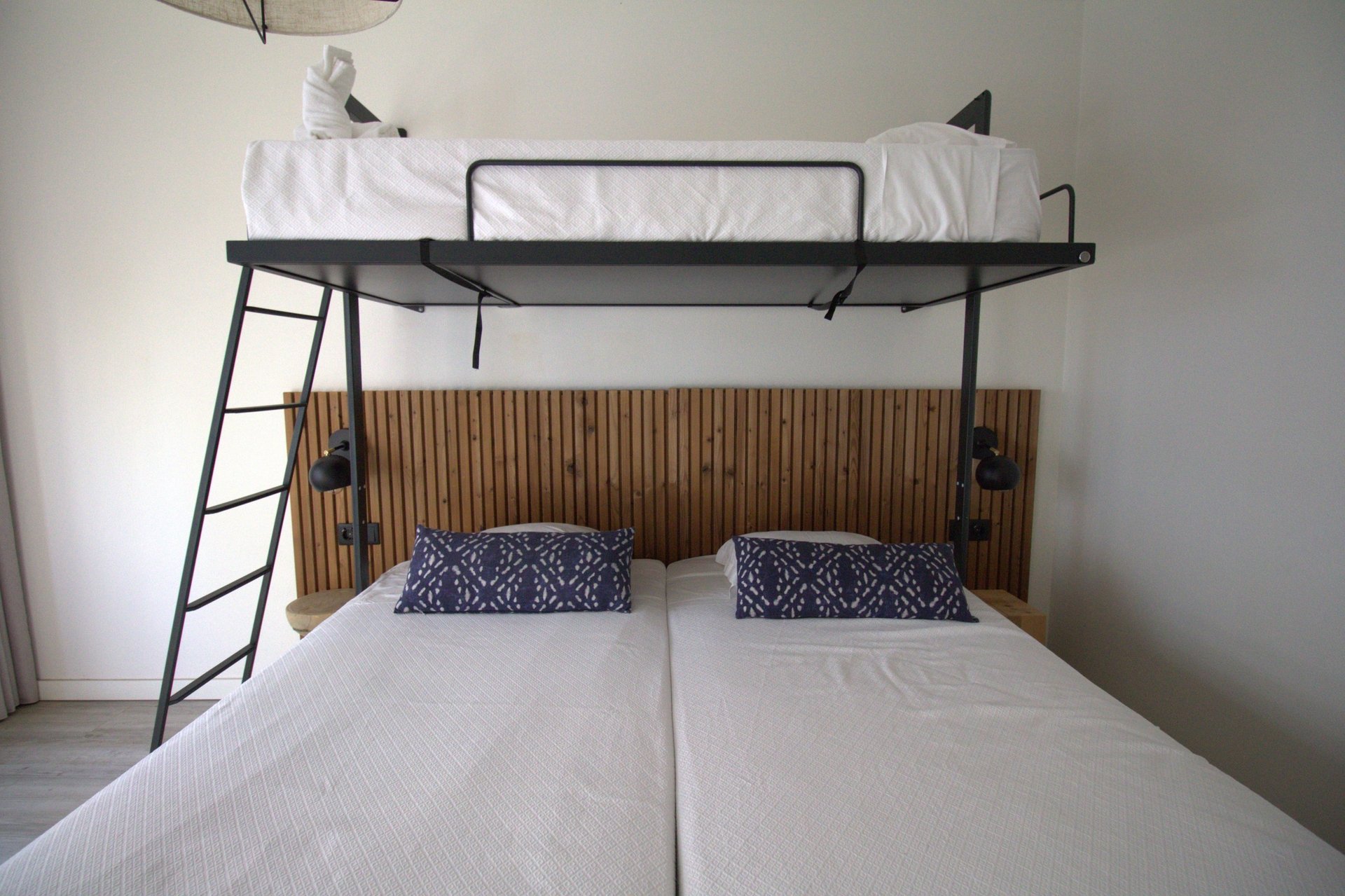 WOT Costa da Caparica image 2