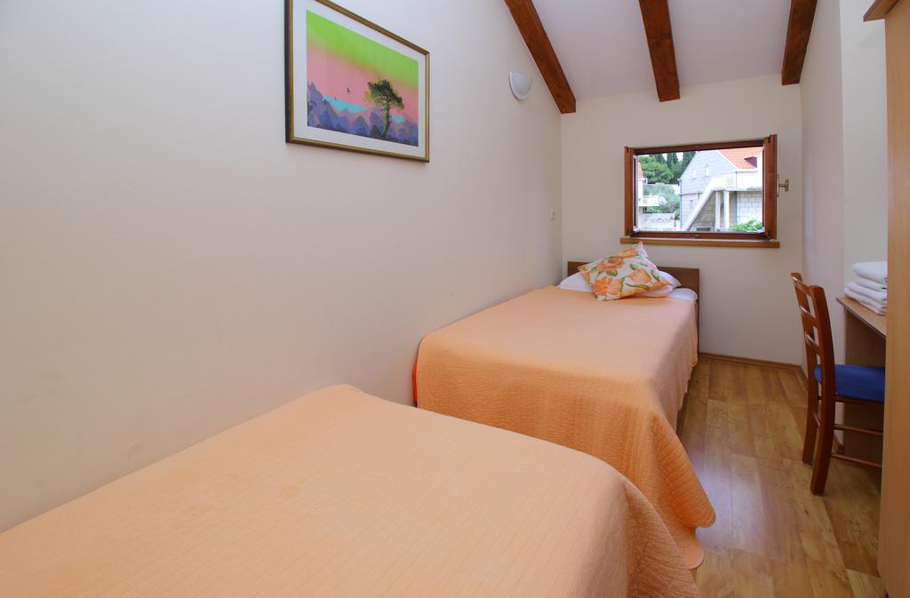 Apartments Dub Cavtat image 3