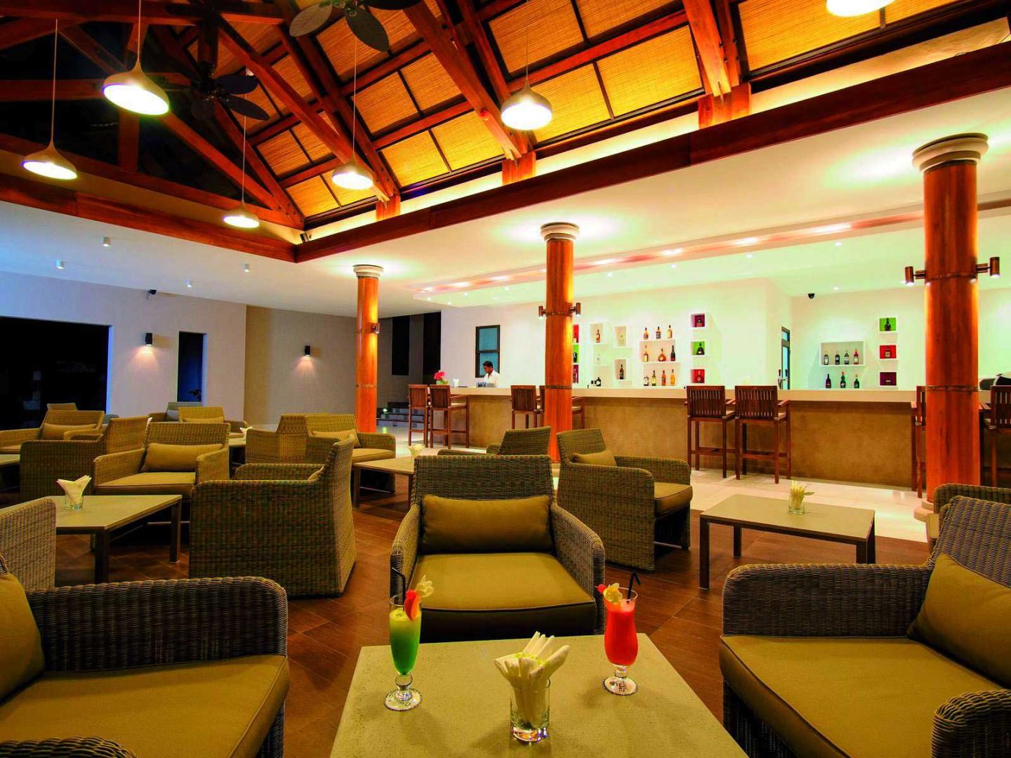 Crystals Beach Resort Belle Mare, a member of Radisson Individuals foto 41
