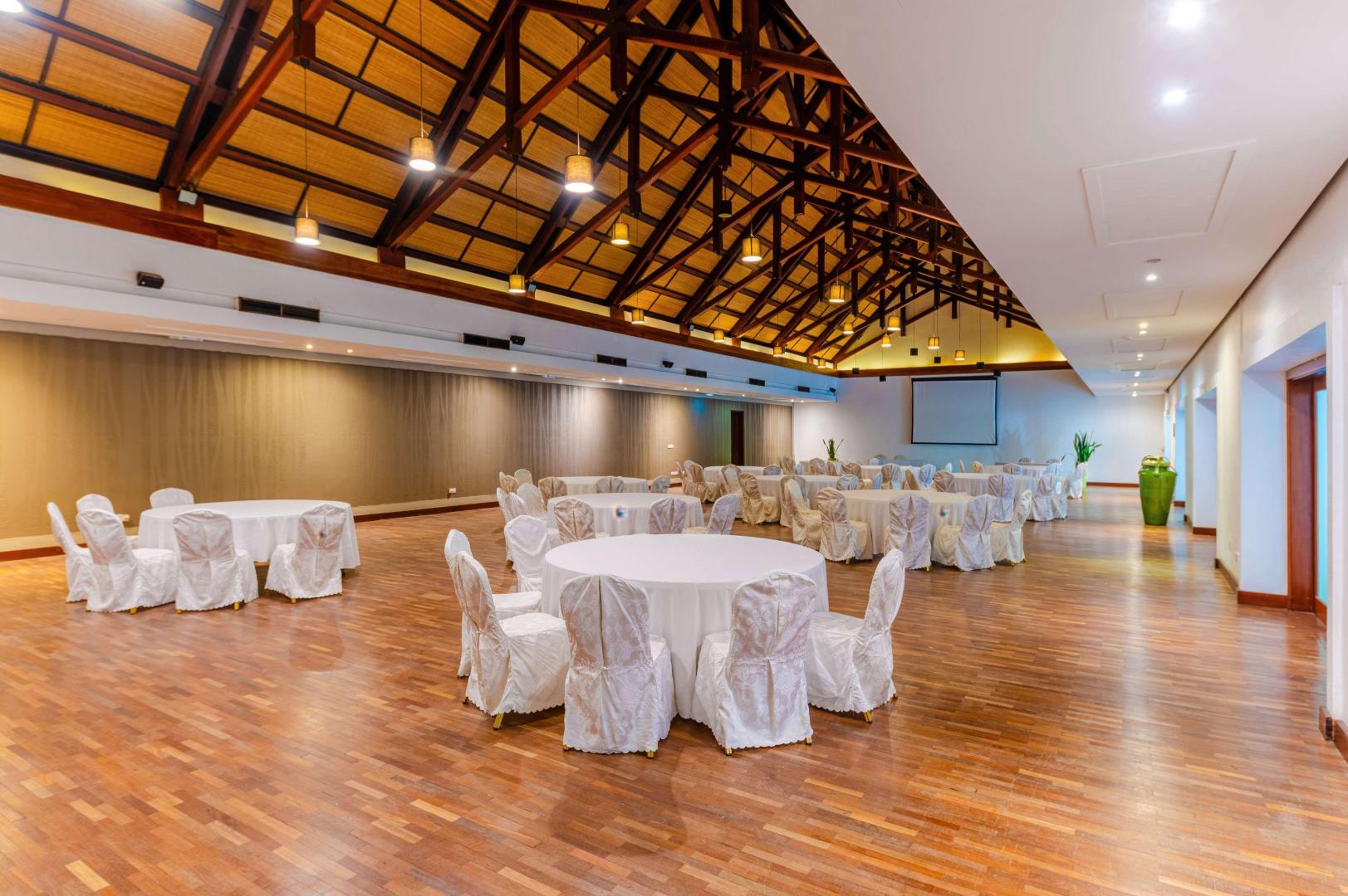 Crystals Beach Resort Belle Mare, a member of Radisson Individuals foto 20