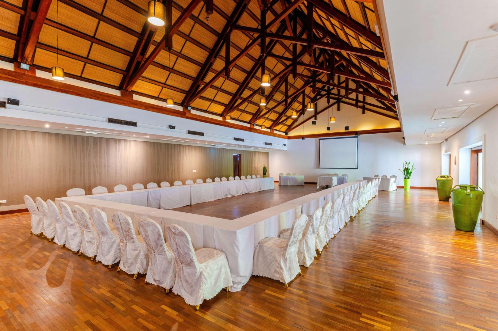 Crystals Beach Resort Belle Mare, a member of Radisson Individuals foto 37