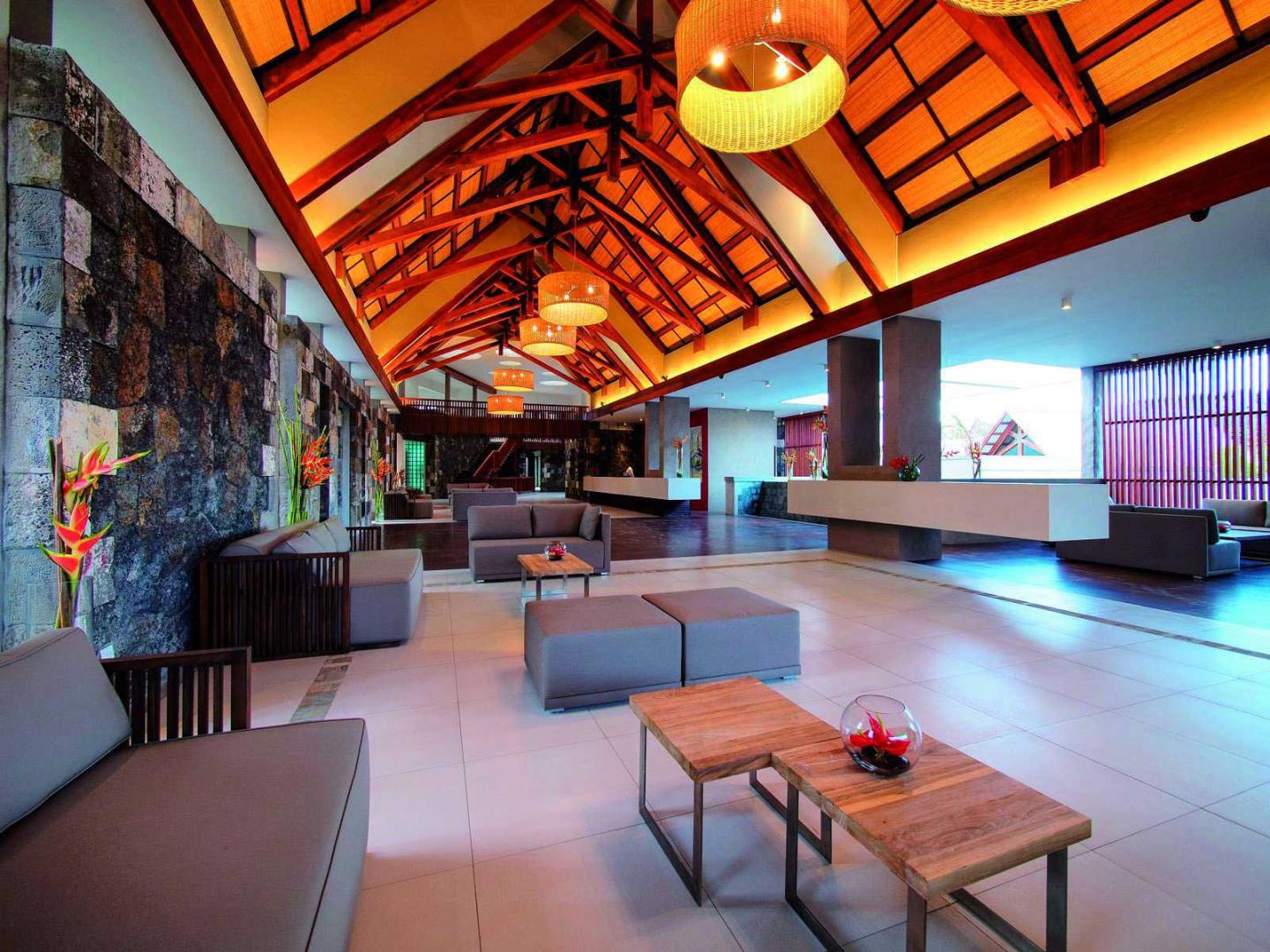Crystals Beach Resort Belle Mare, a member of Radisson Individuals foto 15