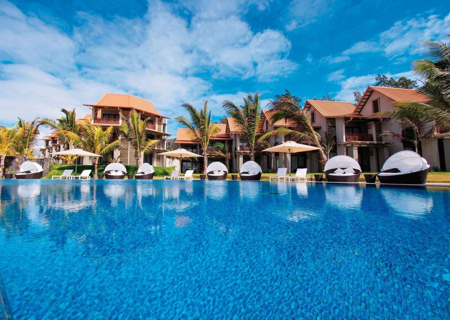 Crystals Beach Resort Belle Mare, a member of Radisson Individuals foto 30