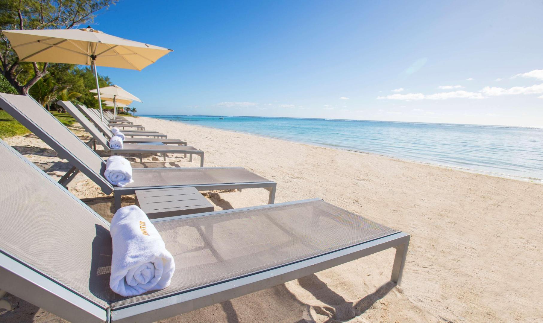 Crystals Beach Resort Belle Mare, a member of Radisson Individuals foto 13