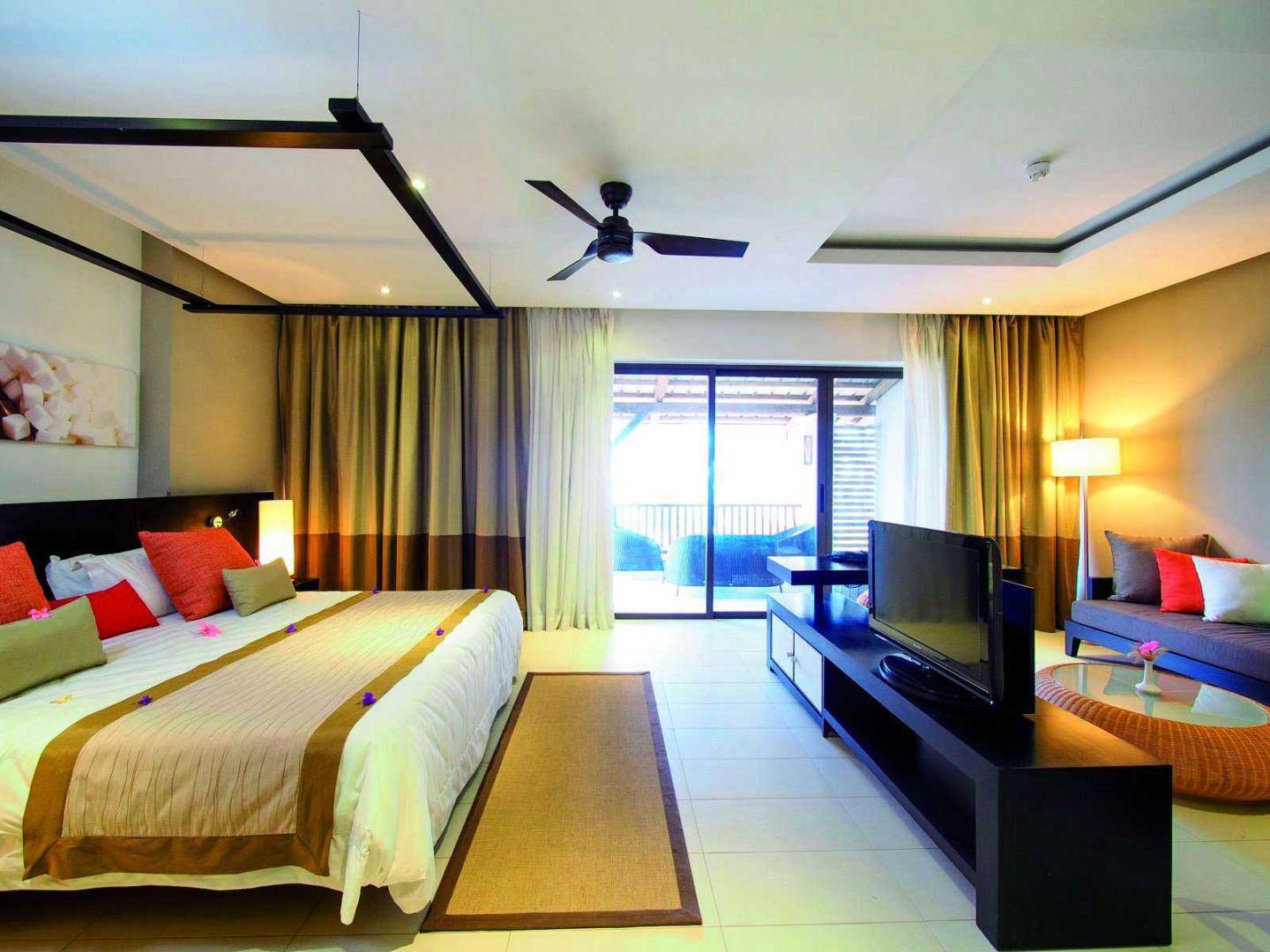 Crystals Beach Resort Belle Mare, a member of Radisson Individuals foto 22