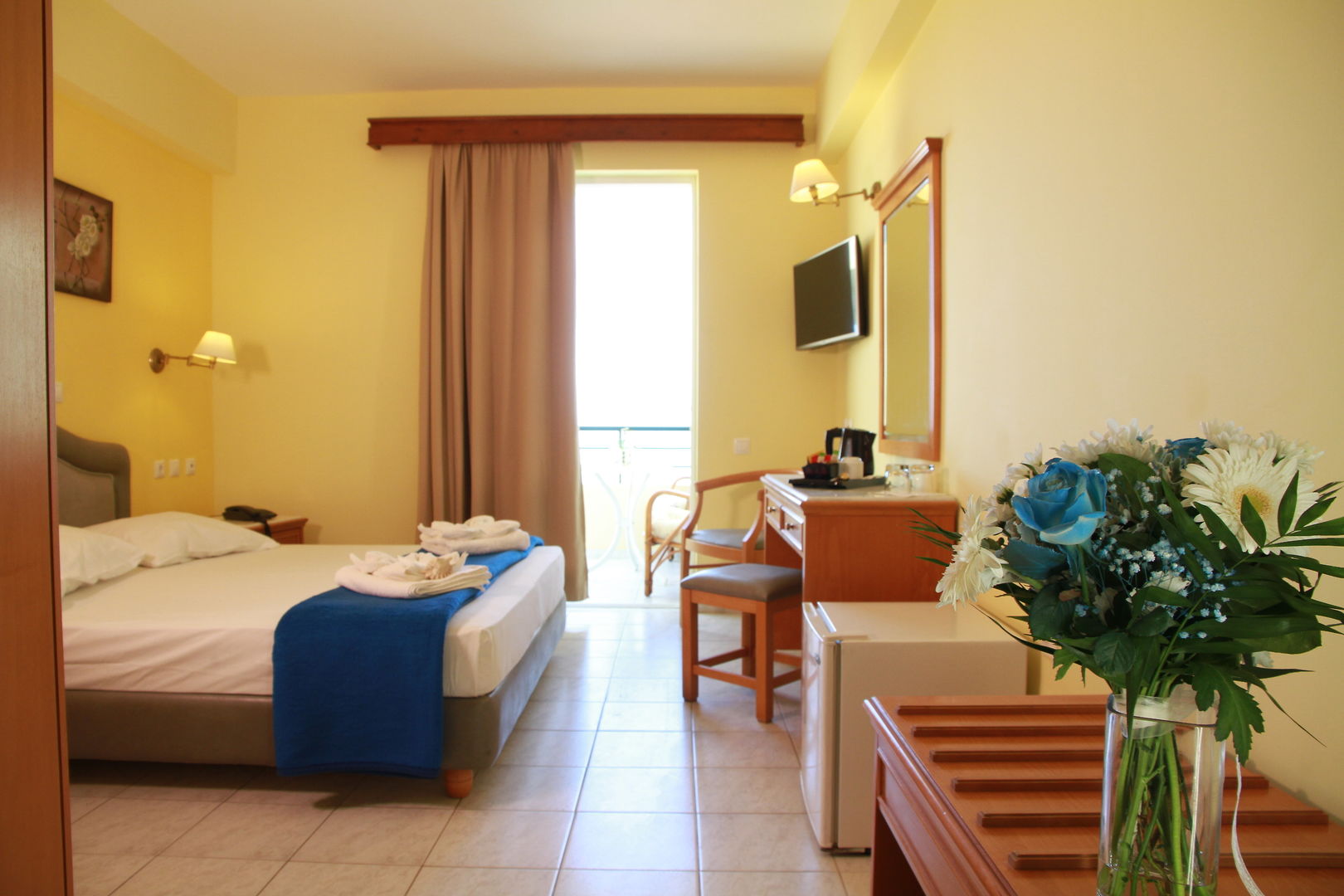 Dedalos Beach Hotel image 1