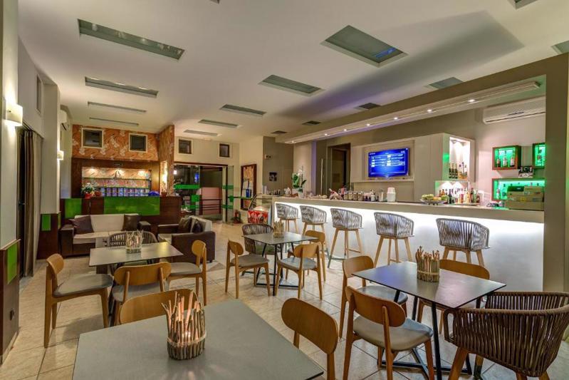Dedalos Beach Hotel in Sfakaki - foto 5
