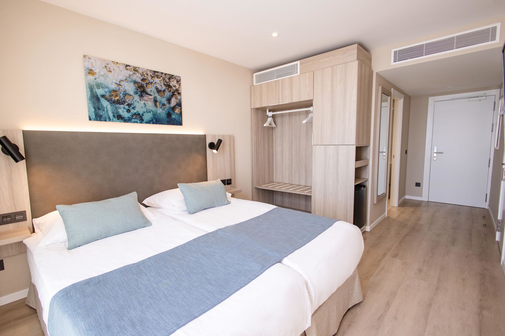 Servatur Puerto Azul image 1