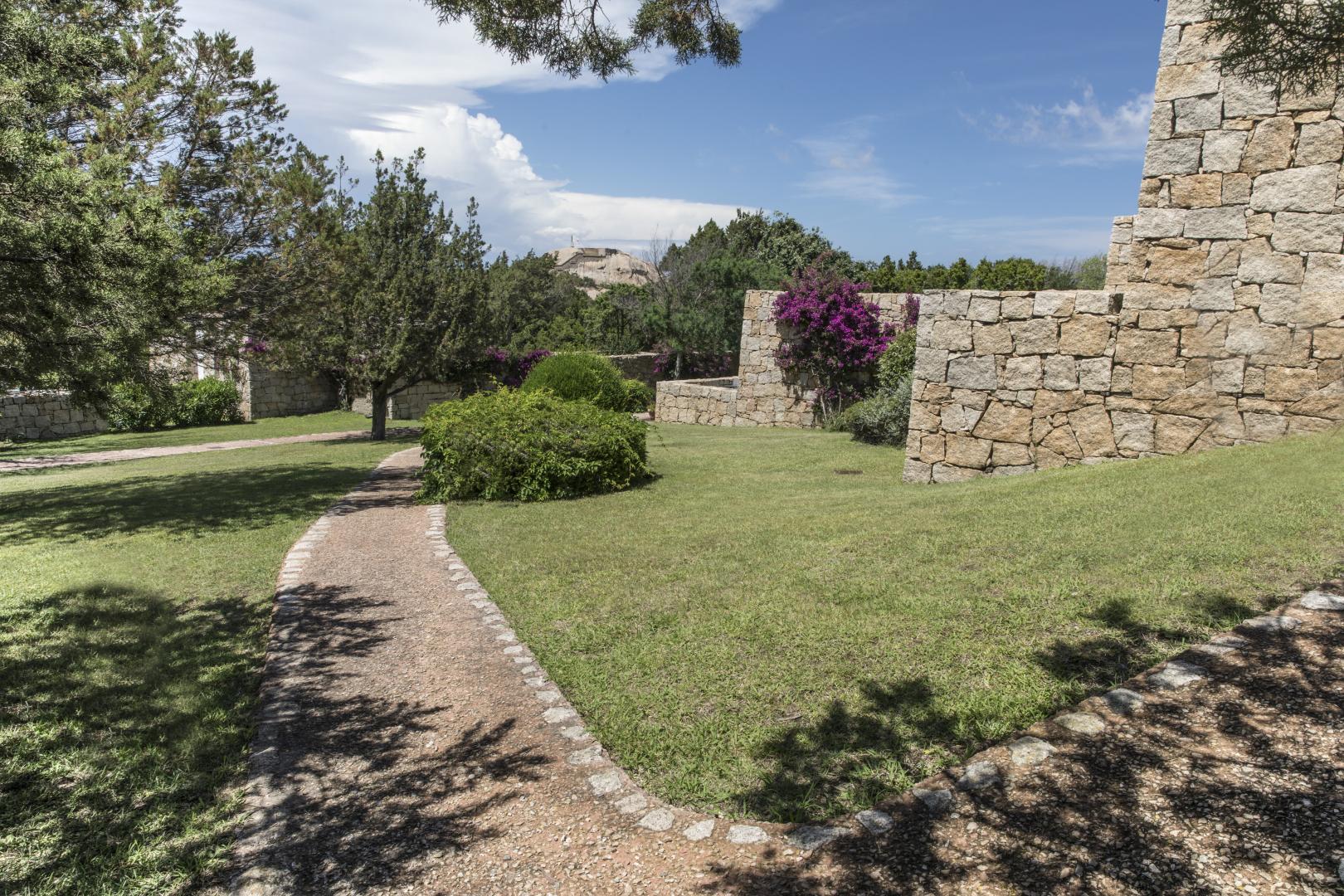 Binnenplaats — Grand Relais dei Nuraghi