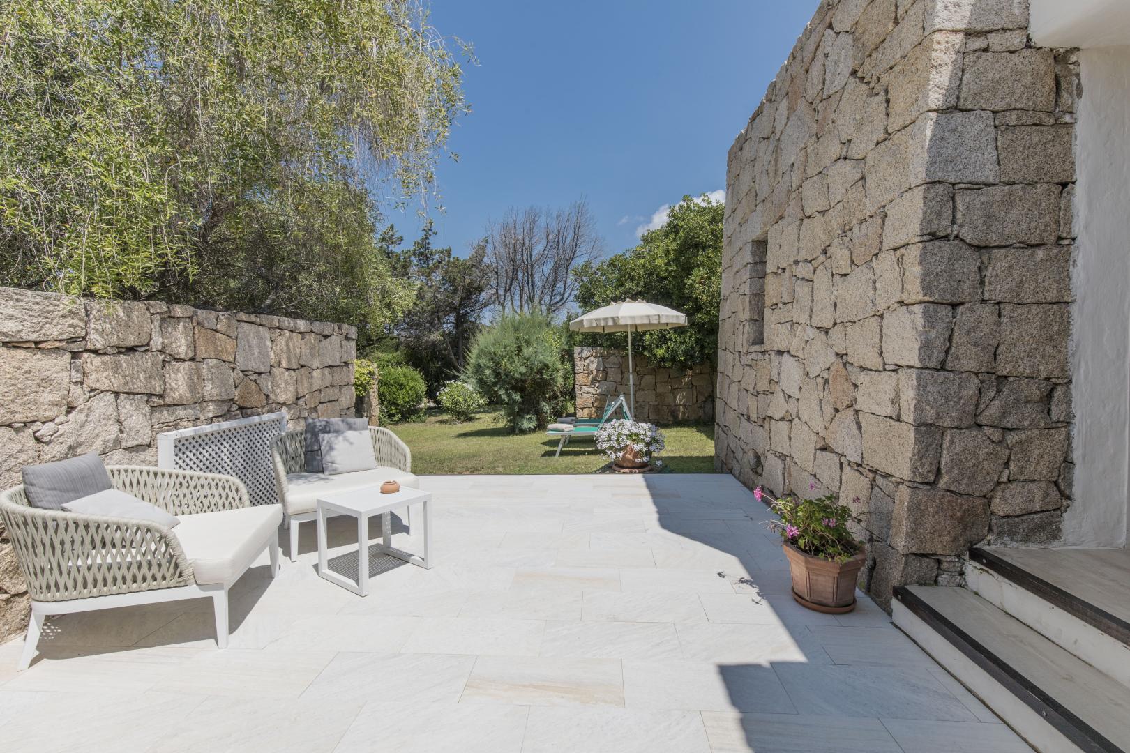 Binnenplaats — Grand Relais dei Nuraghi