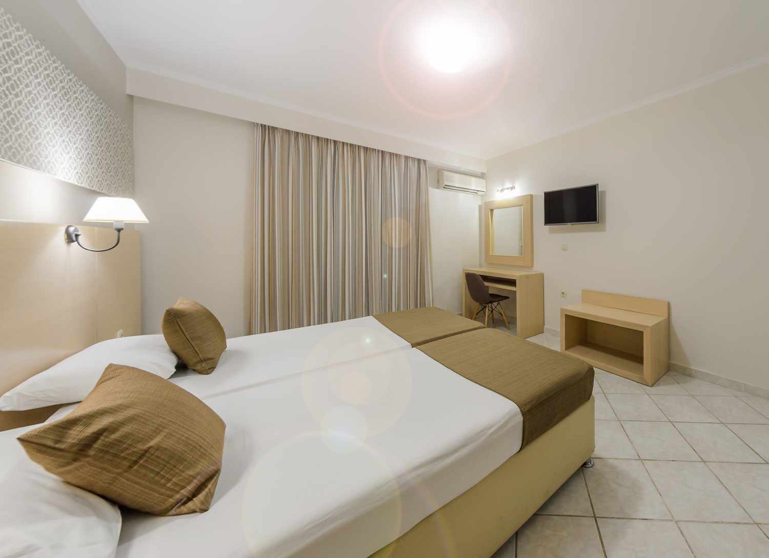 Karras Hotel foto 9