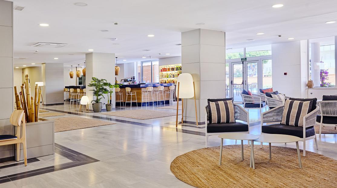 Prestige Sant Marc image 2