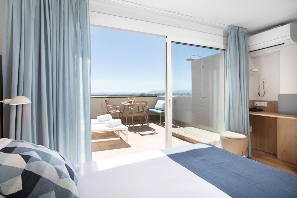 Prestige Hotel Mar y Sol Elit image 1