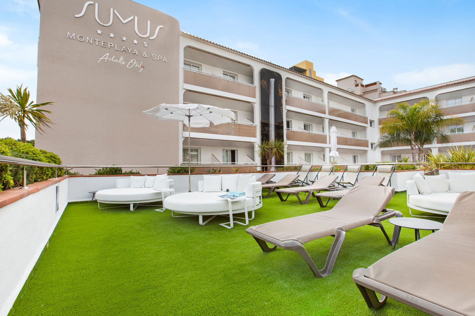 Sumus Hotel Monteplaya image 3