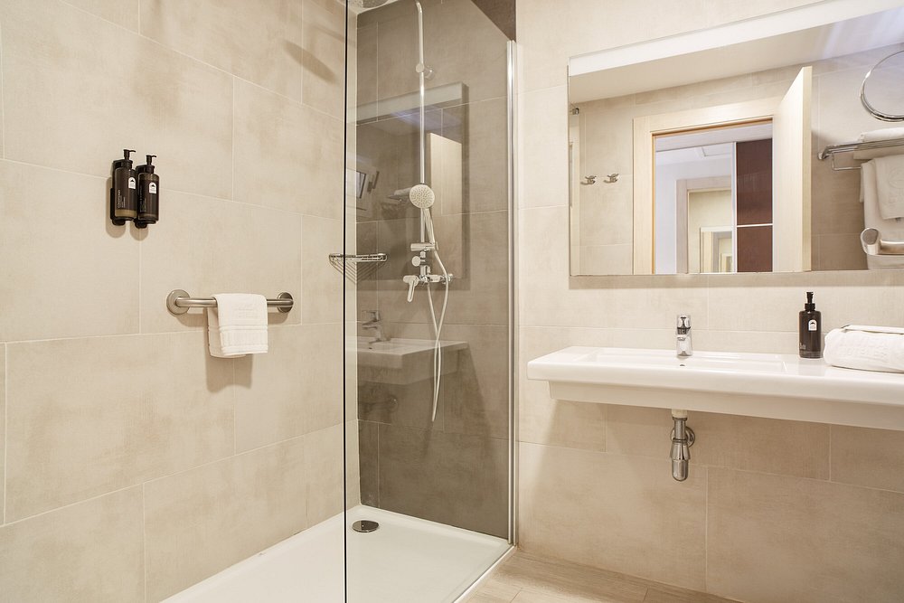 Invisa Hotel Club Cala Verde image 2