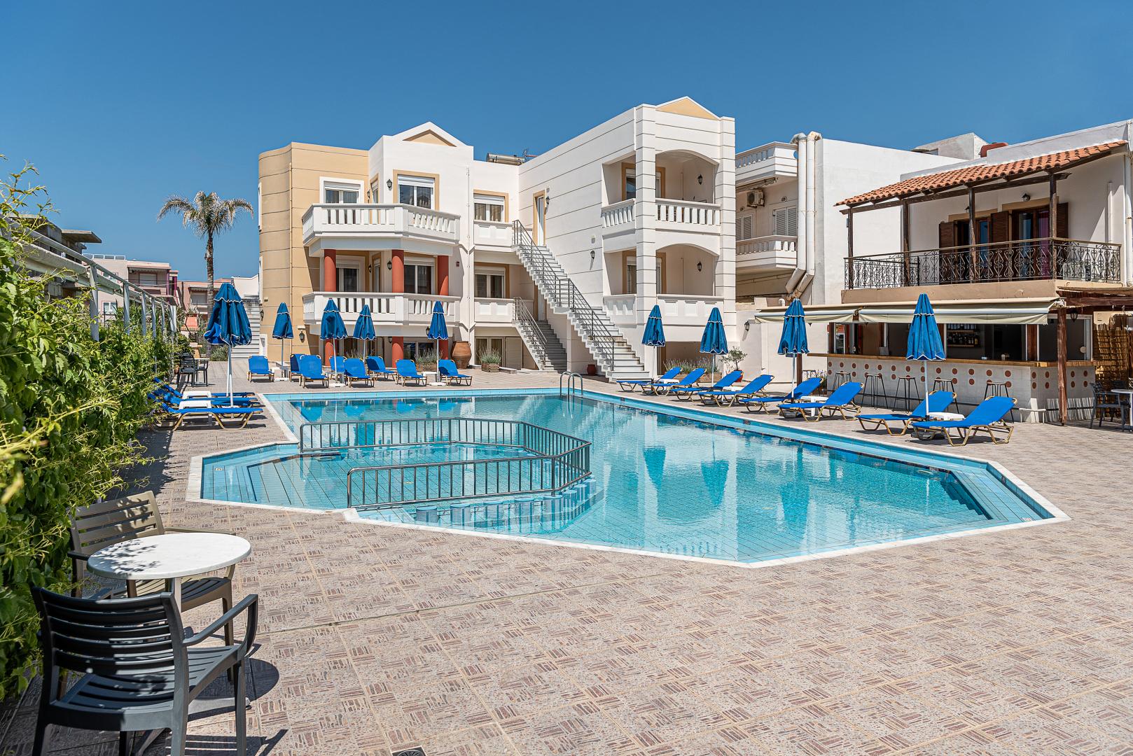 Artemis Apartments image 3