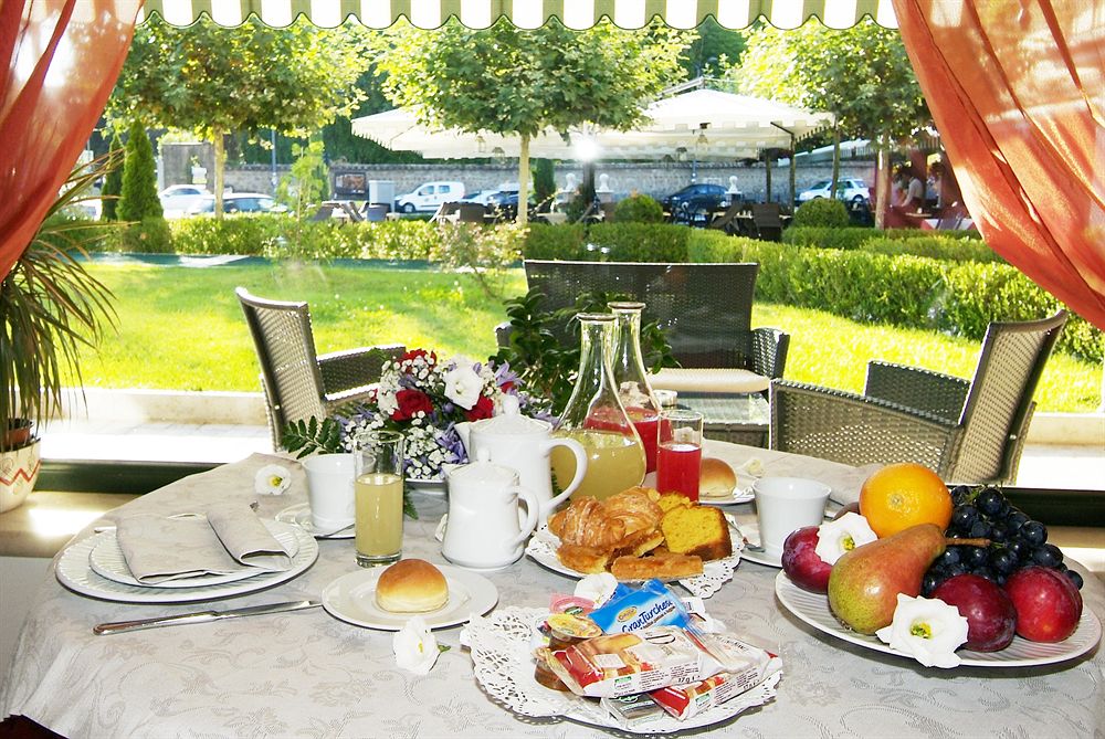 Fashion Hotel image 2