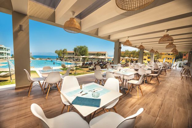 Robolla Beach Apart Hotel in Roda - foto 4