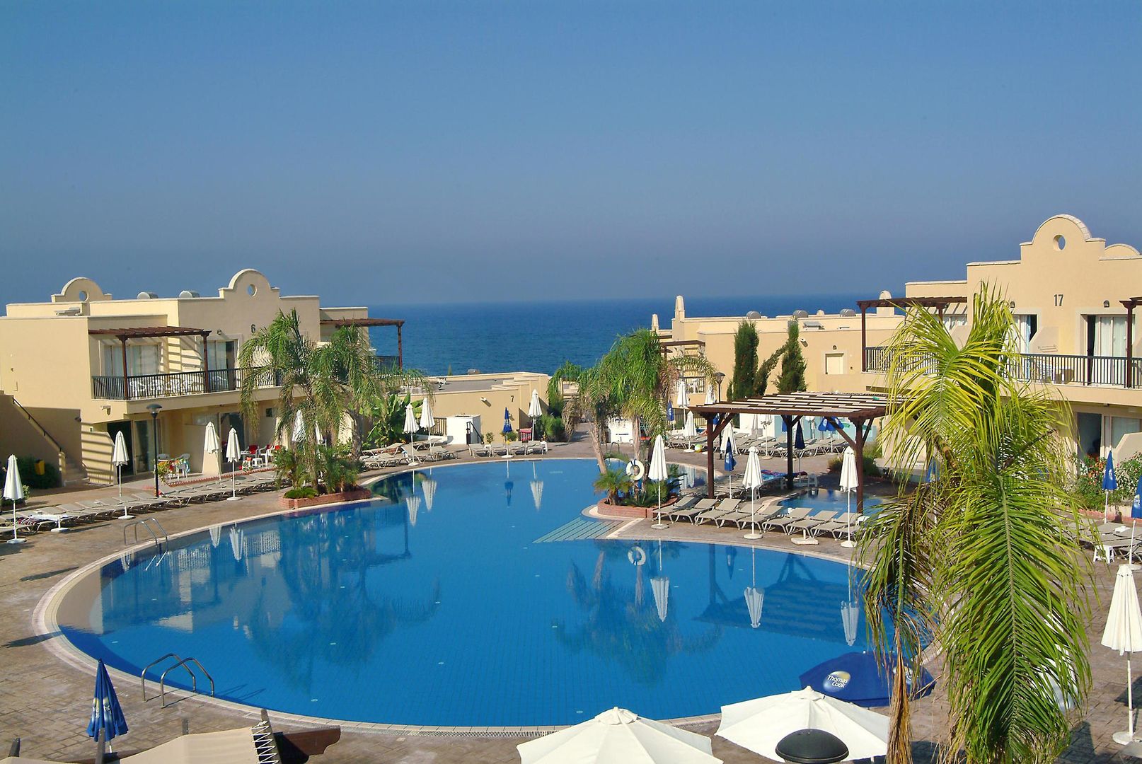 Louis Paphos Breeze foto 17
