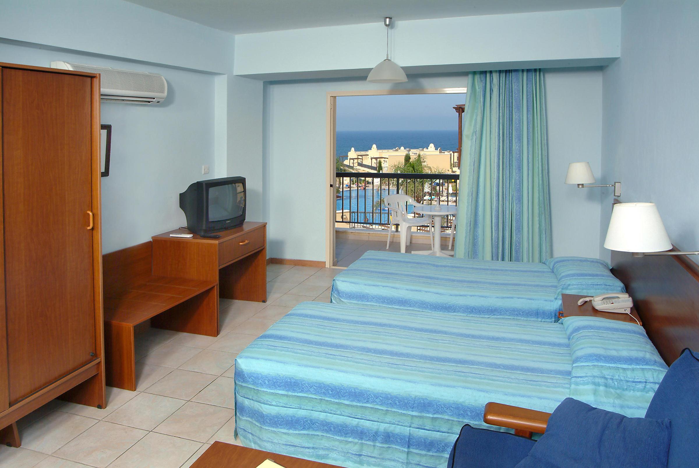 Louis Paphos Breeze foto 29