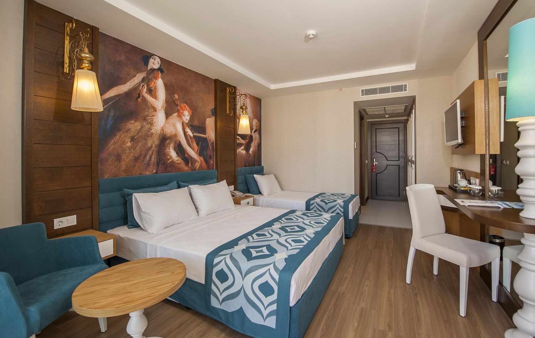 Dream World Resort & Spa image 1