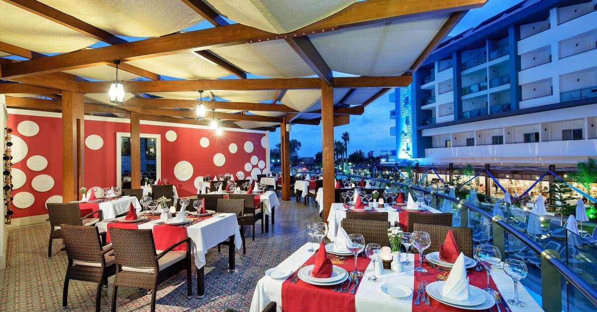 Seashell Resort & Spa image 2