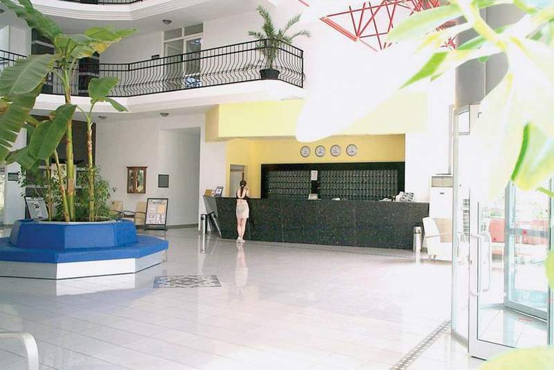 Fun & Sun Smart Voxx Resort image 1