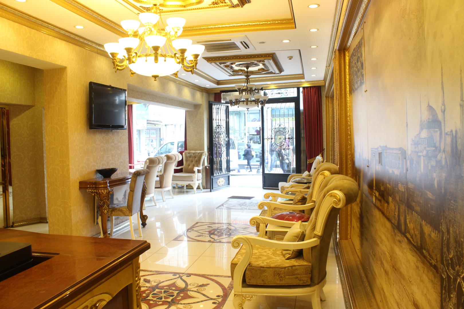 Marmara Deluxe Hotel image 2
