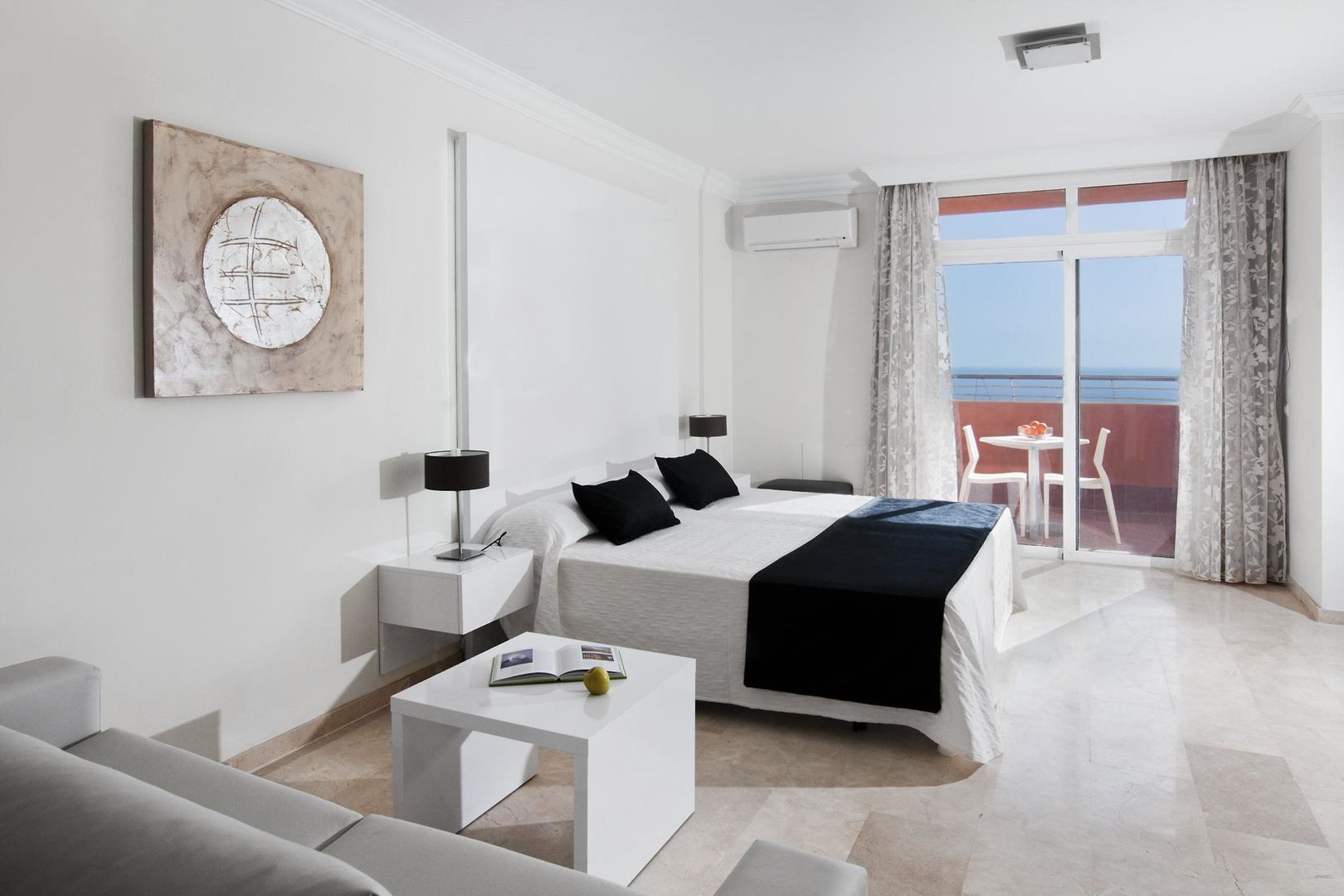 KN Aparthotel Panoramica image 1